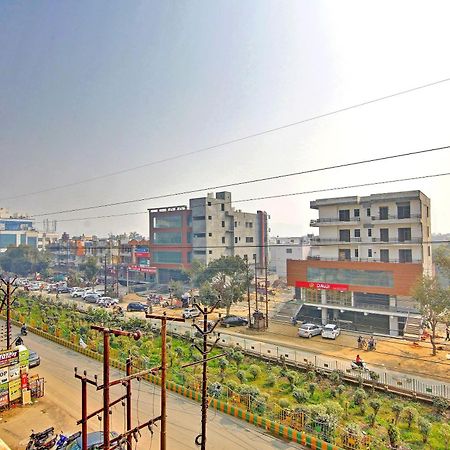 Hotel O Yash Hotel Ghaziabad Esterno foto