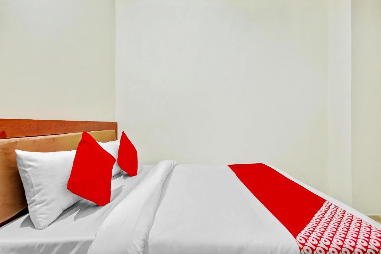 Hotel O Yash Hotel Ghaziabad Esterno foto