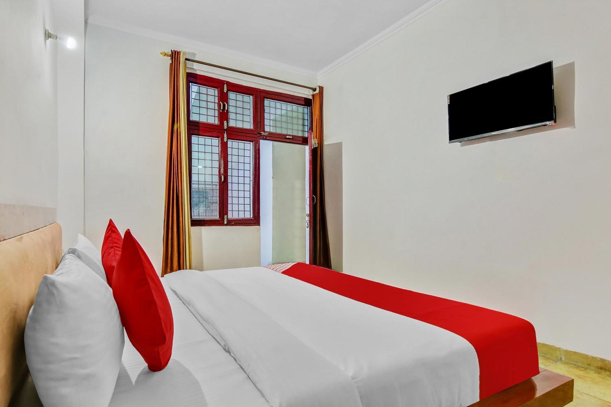 Hotel O Yash Hotel Ghaziabad Esterno foto